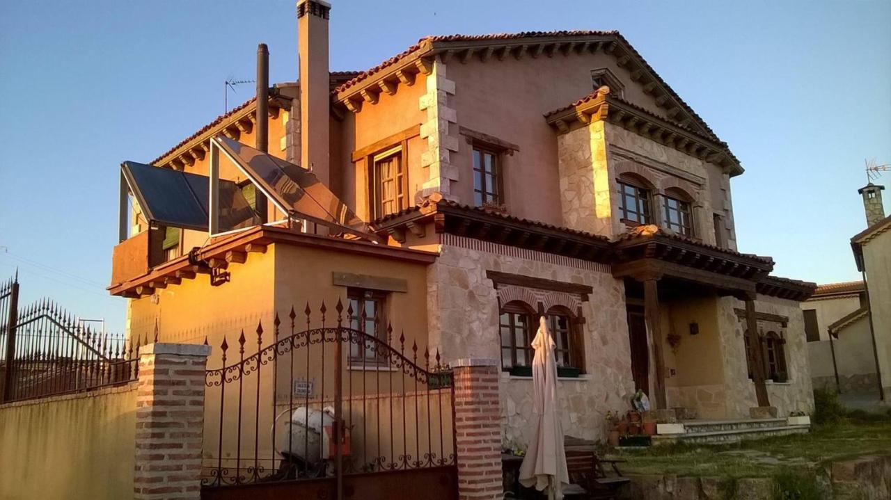 El Camino Real Guest House Villovela de Pirón Eksteriør bilde